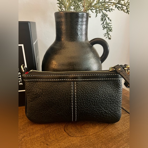 Dooney & Bourke Wristlet/Pouchette - Picture 2 of 11